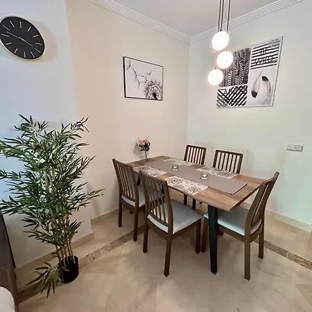 Kirsi Calanova Grand Golf Apartment Mijas