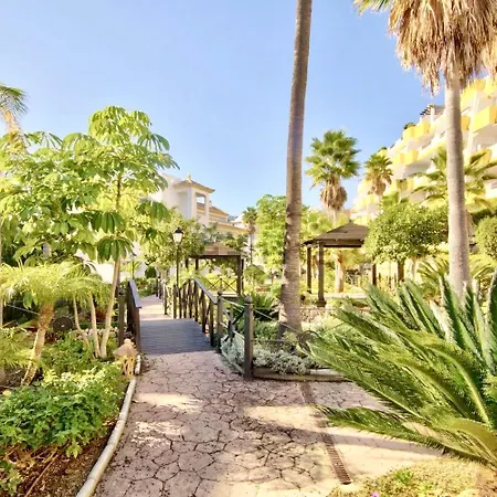 Kirsi Calanova Grand Golf Apartamento Mijas