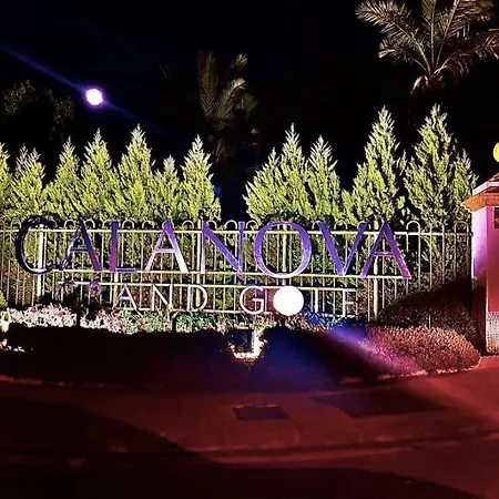 Kirsi Calanova Grand Golf Apartamento Mijas